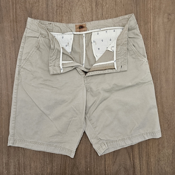 Boston Traders Men's Khaki Shorts (Size 38) - Picture 4 of 8